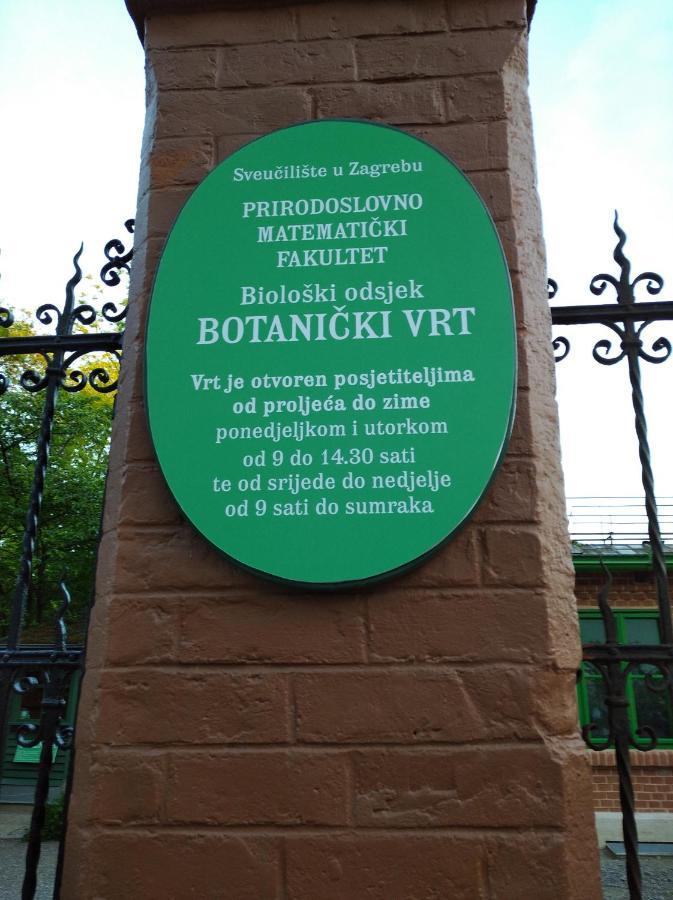 Penzion Botanical Garden Záhřeb